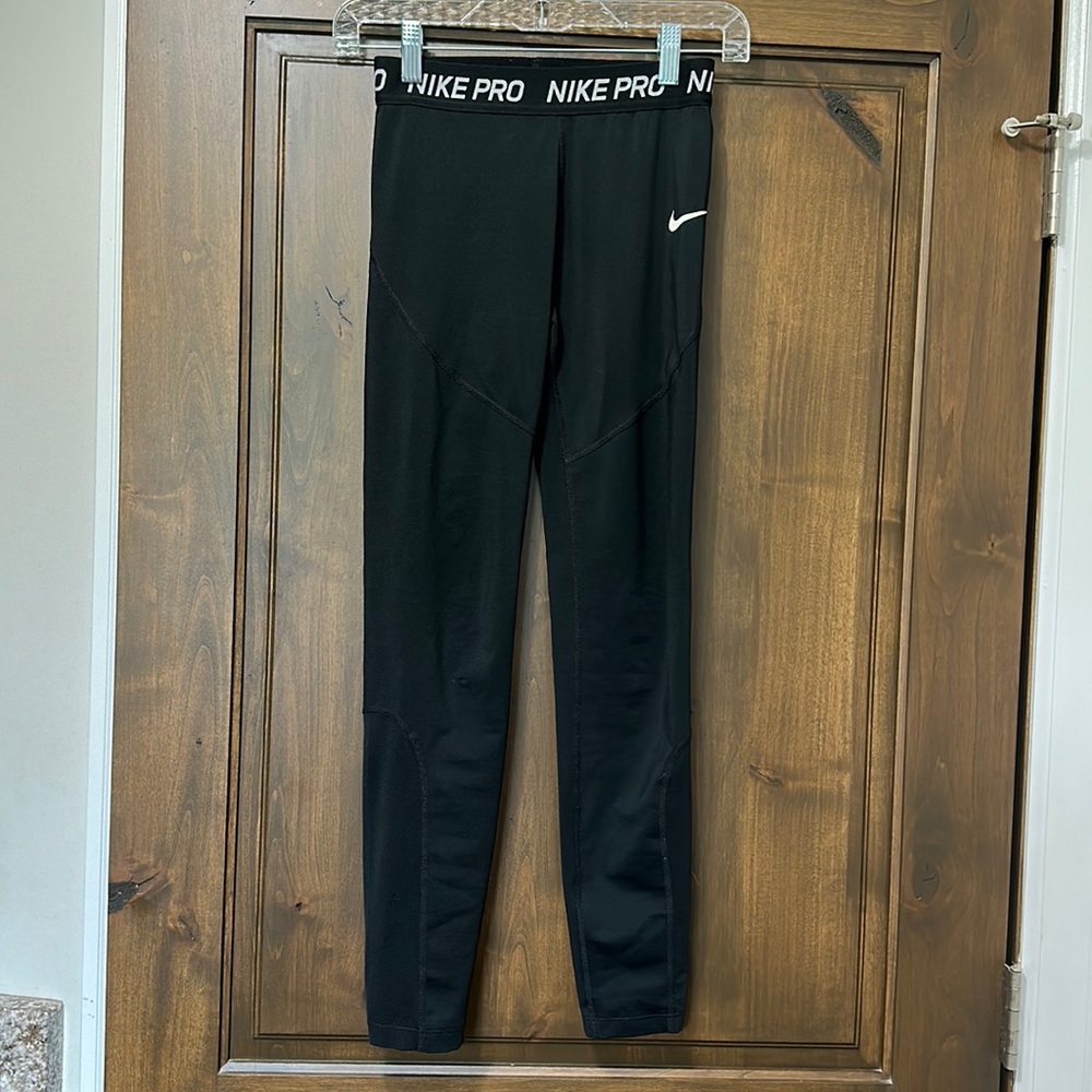Women’s NIKE PRO black leggings size large